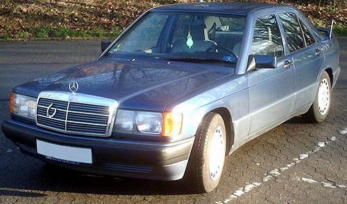 Mercedes_190E_front.jpg