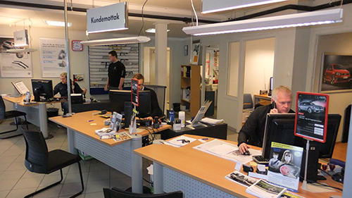 Kundemottak Gumpen auto Lyngdal.JPG